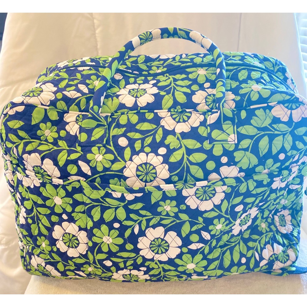 Vera Bradley Quilted Cotton Floral "Lucky You" Green Navy White Travel Weekender - Picture 4 of 8